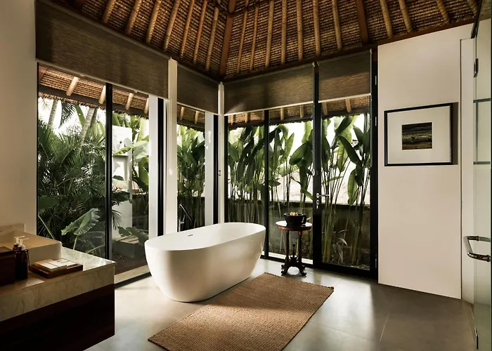 Kharista & Retreat By Ekosistem Villa *