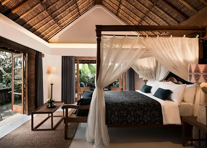 Kharista & Retreat By Ekosistem Villa *